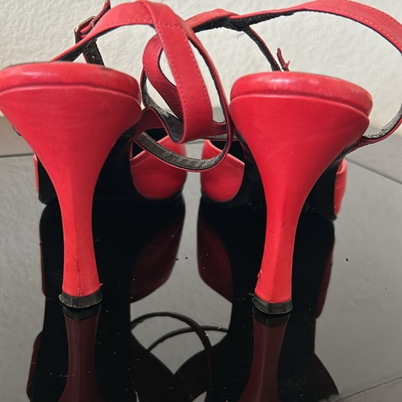 Ramiro Olivares Leather Heels - Picture 5 of 15